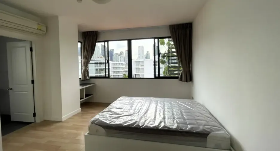 Wohnung zur Miete mit 2 Zimmer in Watthana, Bangkok
