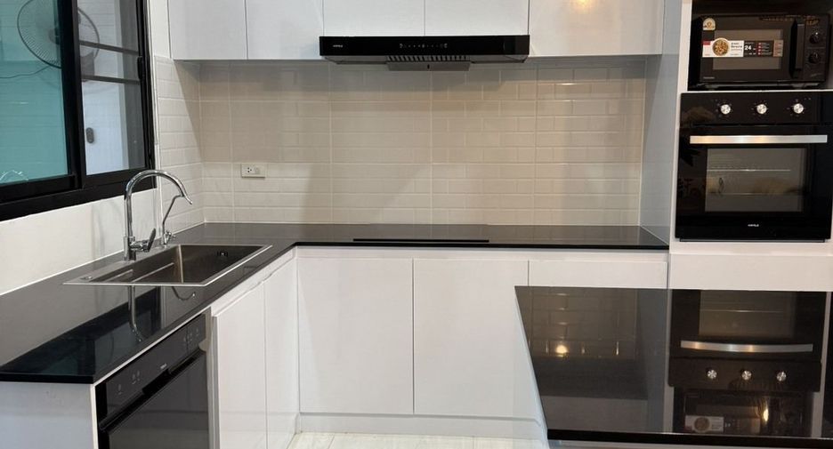 For sale and for rent 3 bedrooms villa in Hua Hin, Prachuap Khiri Khan