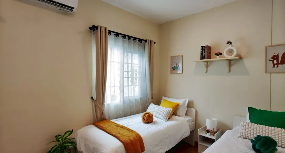 For rent 2 bedrooms townhouse in Mueang Chiang Mai, Chiang Mai