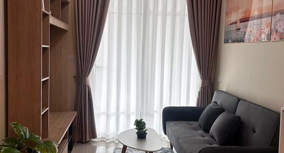 For rent 2 bedrooms townhouse in Mueang Chiang Mai, Chiang Mai