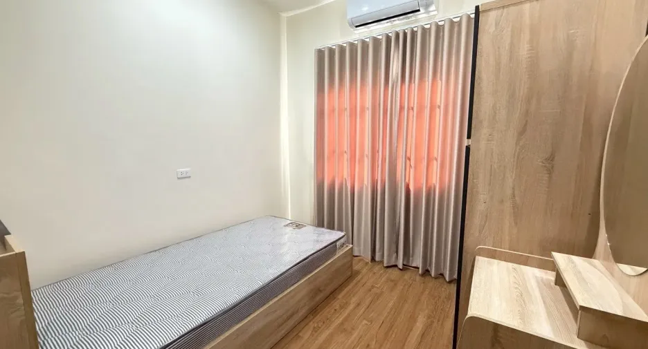 For rent 2 bedrooms townhouse in Mueang Chiang Mai, Chiang Mai