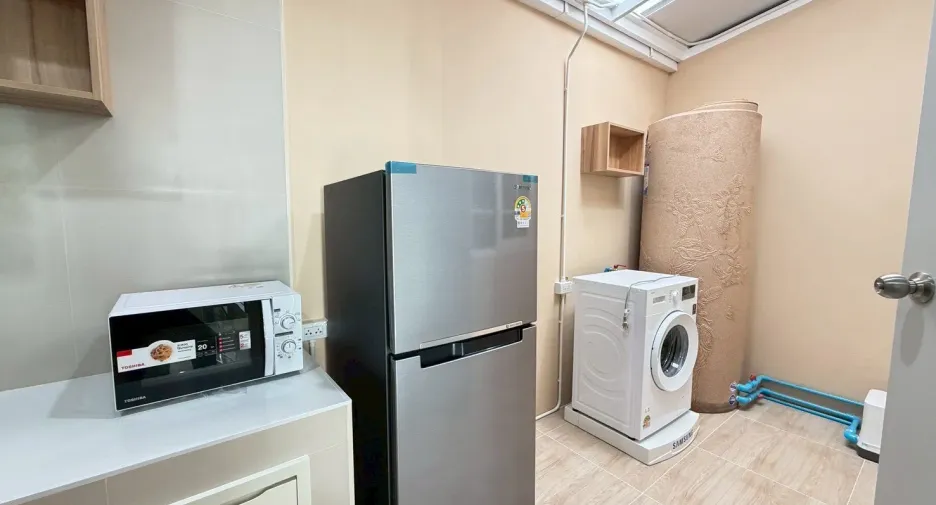 For rent 2 bedrooms townhouse in Mueang Chiang Mai, Chiang Mai