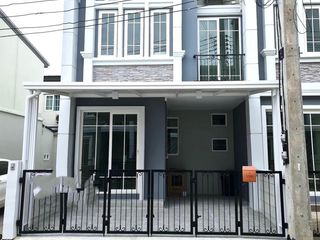For Rent 3 Bedroom Townhouse In Mueang Chiang Mai
