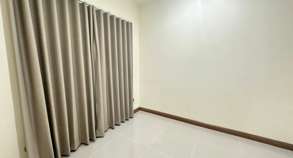 For rent 3 bedrooms townhouse in Mueang Chiang Mai, Chiang Mai