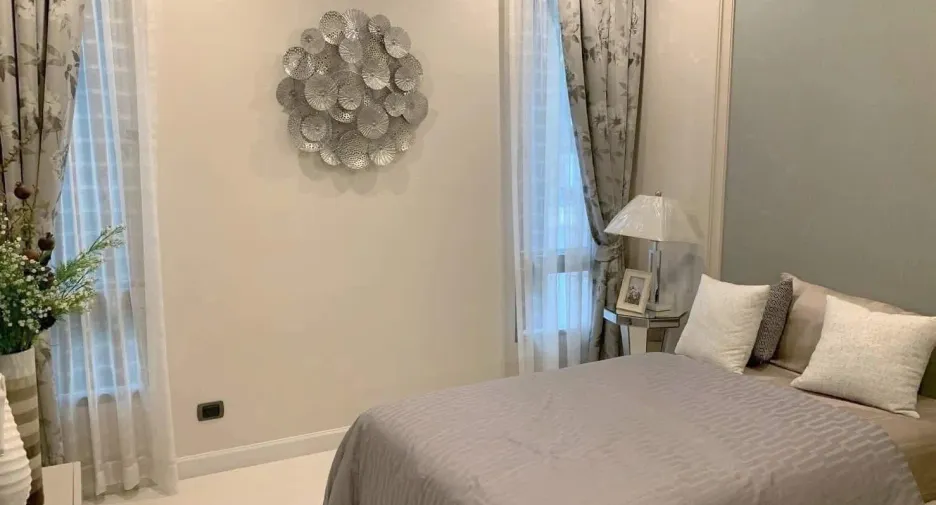 For rent 5 bedrooms house in Lat Krabang, Bangkok