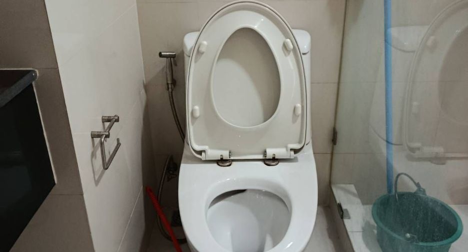 Condo en alquiler de 2 habitaciones en Khlong San, Bangkok