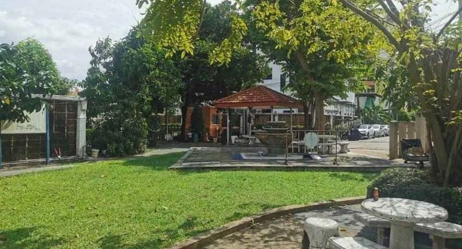 Продажа и аренда 3 спальни таунхаус в Суан Луанг, Бангкок