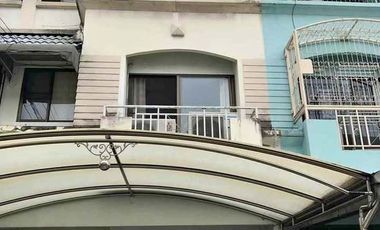 Reihenhaus zum Kauf und zur Miete mit 3 Zimmer in Suan Luang, Bangkok