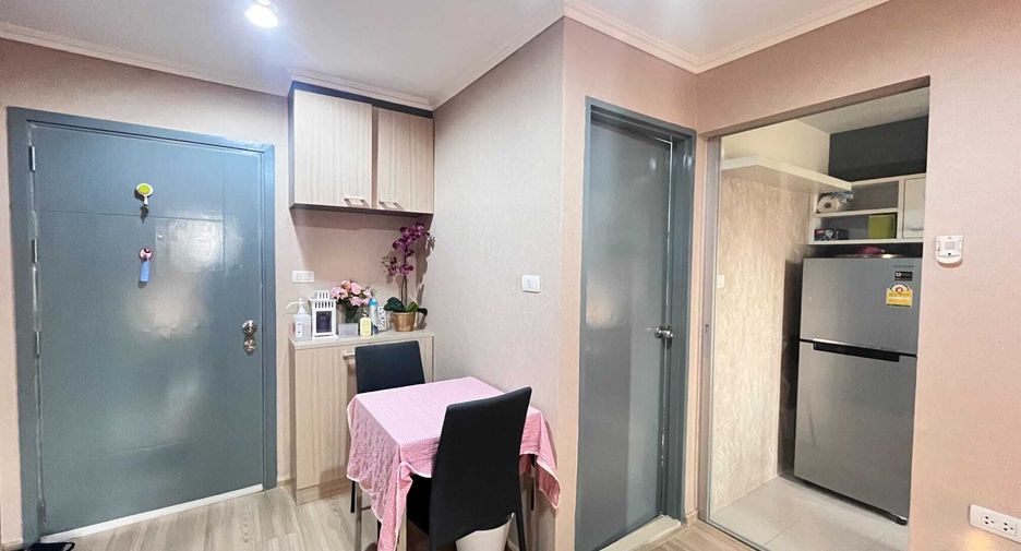 For rent 2 bedrooms condo in Bang Lamung, Chonburi