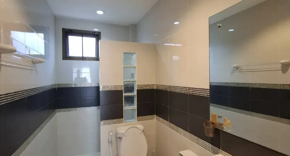 For rent 3 bedrooms house in Hang Dong, Chiang Mai