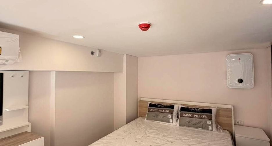 For rent 1 bed condo in Huai Khwang, Bangkok