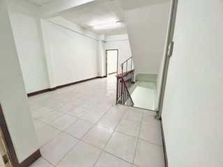 For rent 6 bedrooms retail Space in Suan Luang, Bangkok