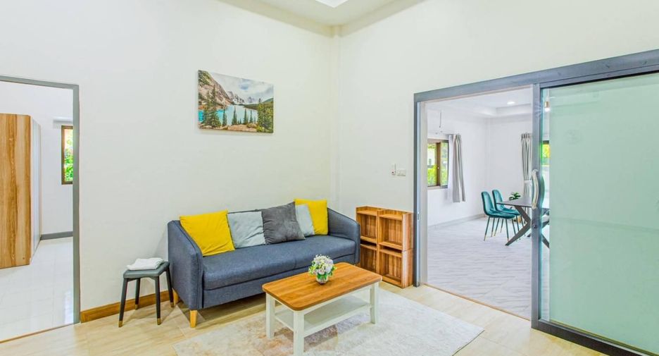 Haus zur Miete mit 4 Zimmer in Mueang Phuket, Phuket