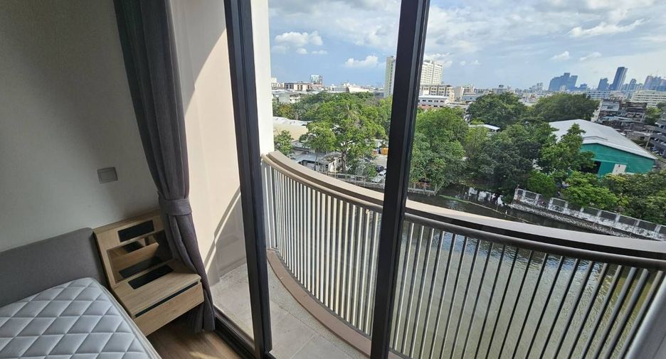 For rent 2 bedrooms condo in Suan Luang, Bangkok