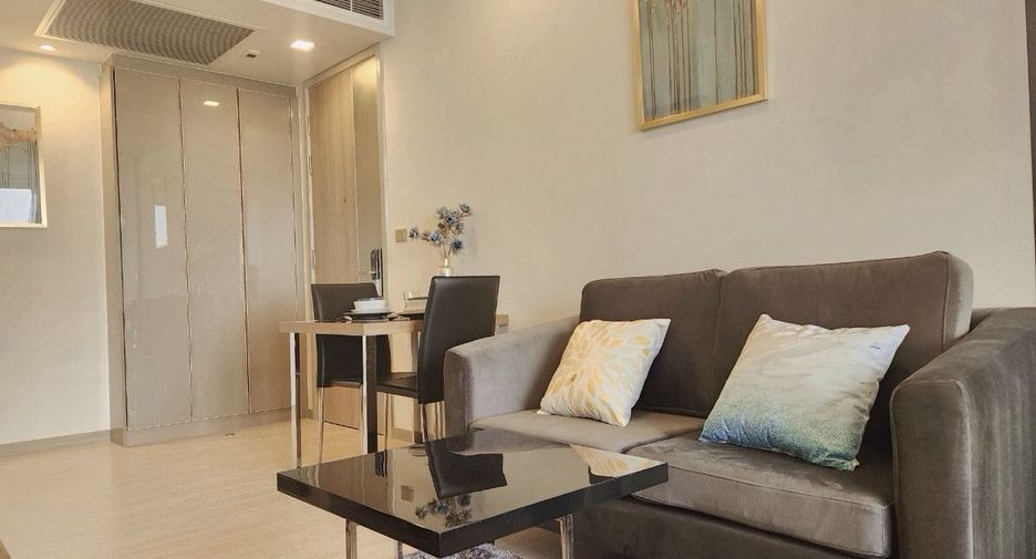 Condo en alquiler de 1 habitaciones en Huai Khwang, Bangkok