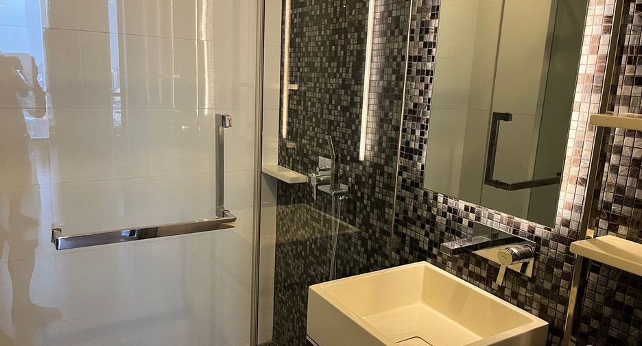 For sale 1 bed condo in Bang Rak, Bangkok