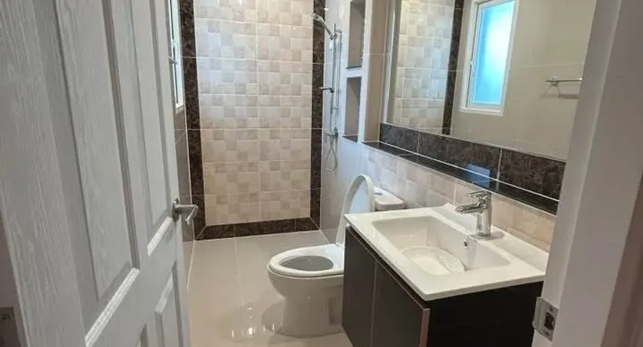 Casa en alquiler de 4 habitaciones en Nong Khaem, Bangkok