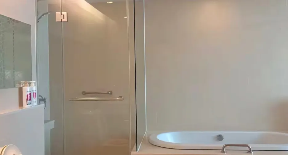 For rent 1 bed condo in Sathon, Bangkok