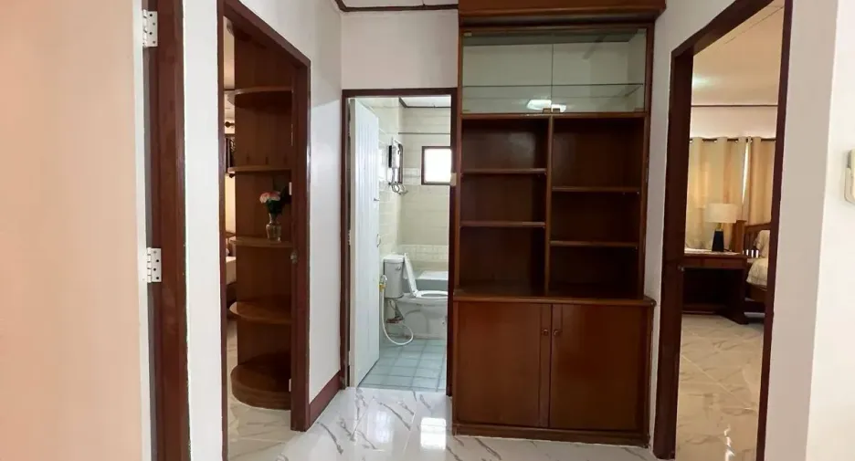 For rent 3 bedrooms house in Mueang Chiang Mai, Chiang Mai