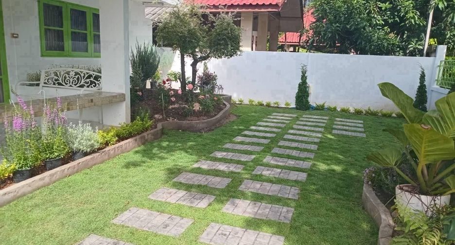 For rent 3 bedrooms house in Mueang Chiang Mai, Chiang Mai