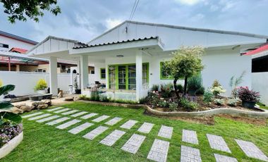For rent 3 bedrooms house in Mueang Chiang Mai, Chiang Mai