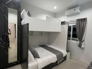 Casa adosada en alquiler de 2 habitaciones en Mueang Phuket, Phuket
