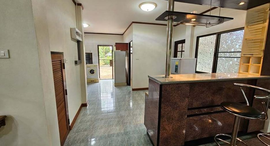 À louer 3 chambres maison à Mueang Chiang Mai, Chiang Mai