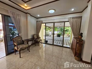 For rent 3 bedrooms house in Mueang Chiang Mai, Chiang Mai
