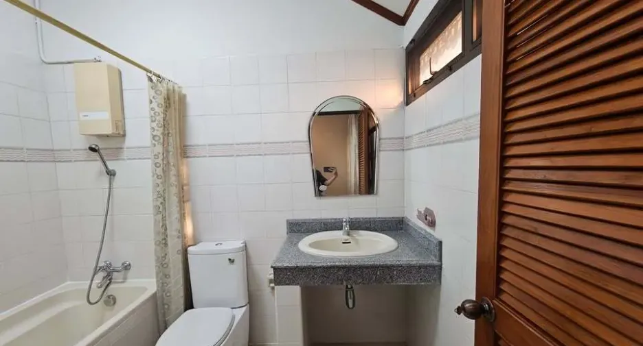 For rent 3 bedrooms house in Mueang Chiang Mai, Chiang Mai