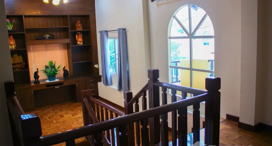 Casa en alquiler de 3 habitaciones en Saraphi, Chiang Mai