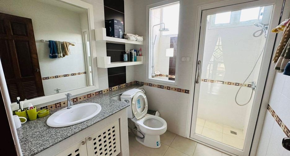 For rent 3 bedrooms house in San Sai, Chiang Mai
