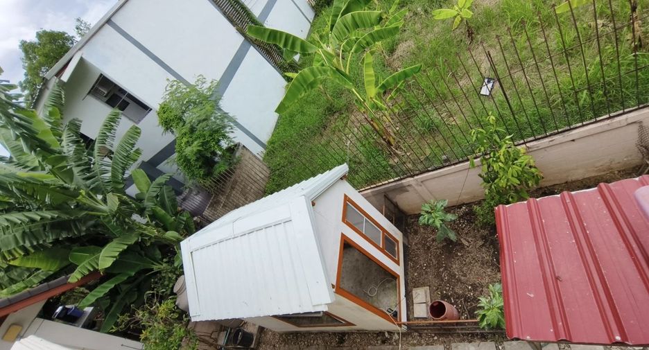 For rent 4 bedrooms house in Mueang Chiang Mai, Chiang Mai