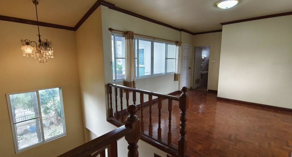 For rent 4 bedrooms house in Mueang Chiang Mai, Chiang Mai