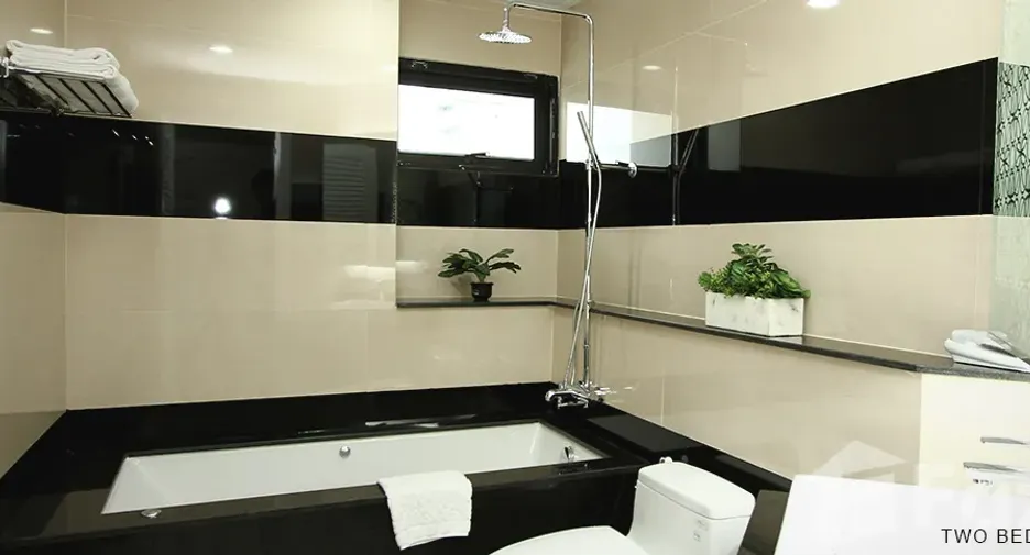 For rent 2 bedrooms apartment in Khlong Toei, Bangkok