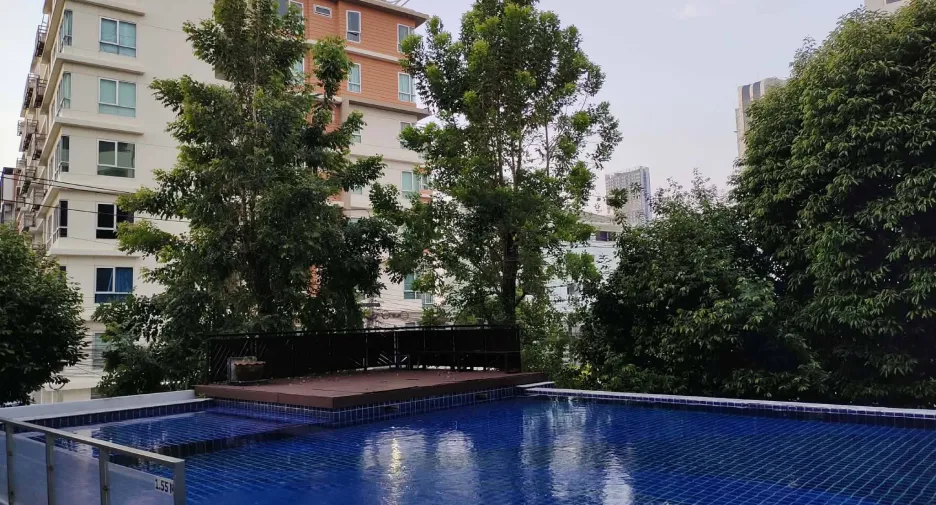 Condo en alquiler de estudio en Phra Khanong, Bangkok