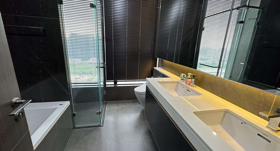 For rent 2 ベッドルーム condo in Watthana, Bangkok