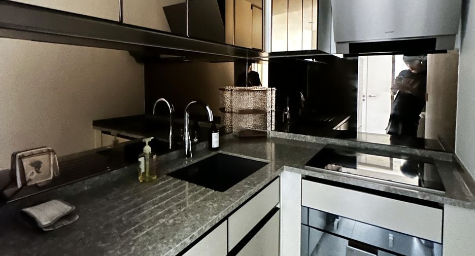 For rent and for sale 2 bedrooms condo in Watthana, Bangkok