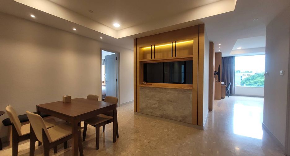For rent 2 bedrooms condo in Watthana, Bangkok