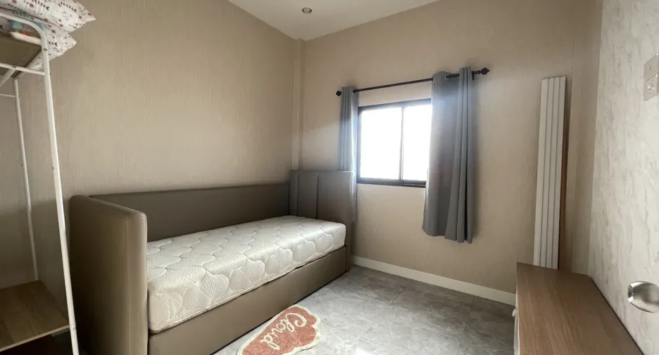 For rent 3 bedrooms townhouse in Hua Hin, Prachuap Khiri Khan