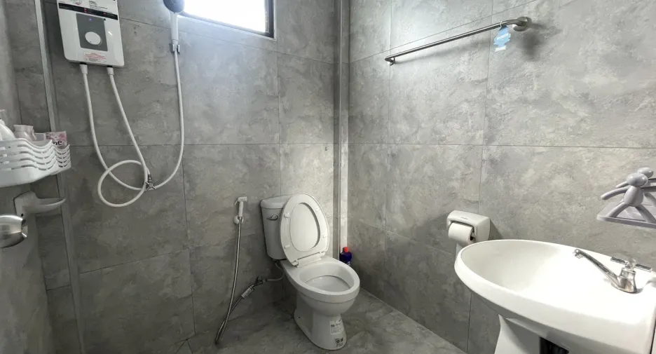 For rent 3 bedrooms townhouse in Hua Hin, Prachuap Khiri Khan