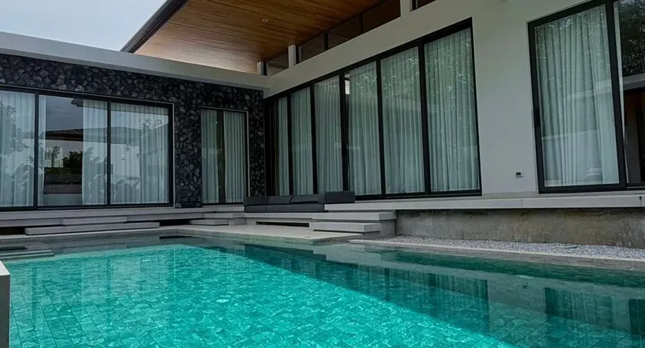 For sale 3 bedrooms villa in Thalang, Phuket