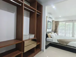 À louer 4 chambres maison à Thalang, Phuket