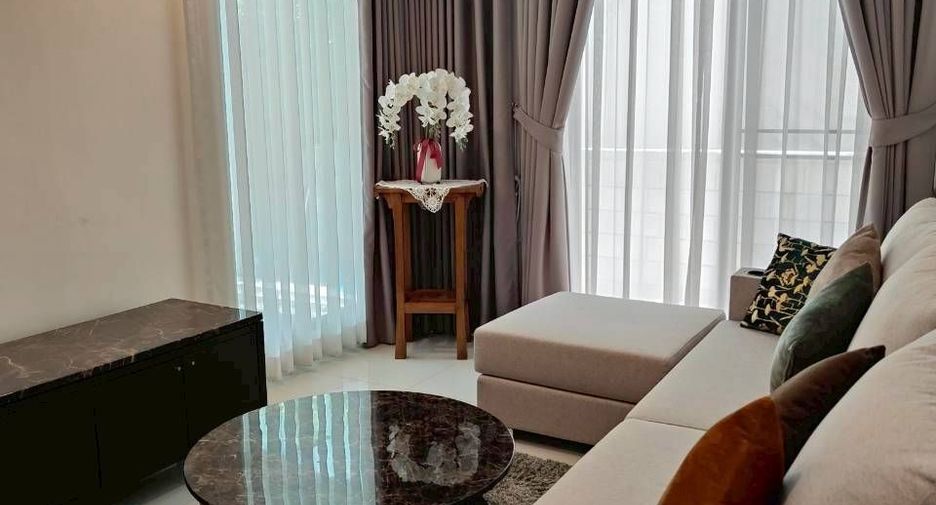 For sale and for rent 4 bedrooms house in Saphan Sung, Bangkok