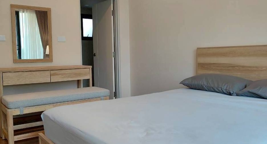 For sale and for rent 4 bedrooms house in Saphan Sung, Bangkok
