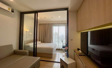 For rent 1 bed condo in Phaya Thai, Bangkok