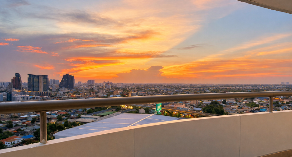 For sale and for rent 4 bedrooms condo in Bang Phlat, Bangkok