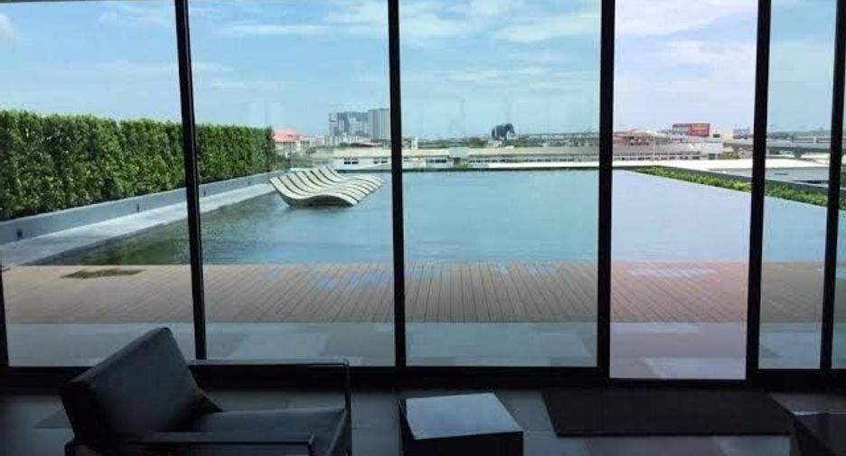 For sale 2 bedrooms condo in Phra Pradaeng, Samut Prakan