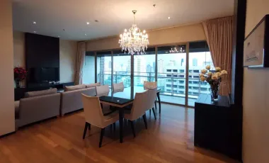 For rent 3 bedrooms condo in Khlong Toei, Bangkok