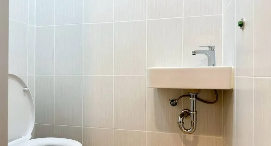 For rent 3 bedrooms condo in Pathum Wan, Bangkok