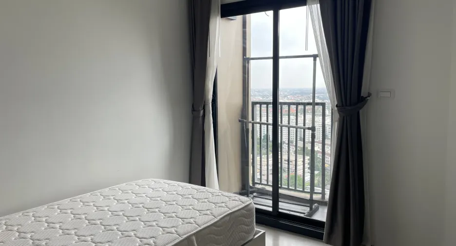 Wohnung zur Miete mit 2 Zimmer in Phasi Charoen, Bangkok
